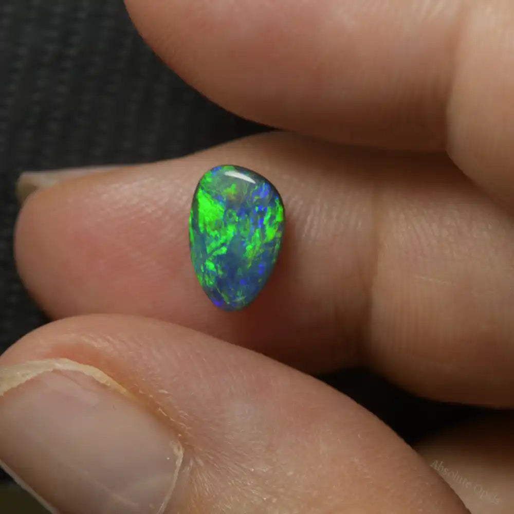 1.10 cts Black Opal Lightning Ridge Solid Stone Black Opal