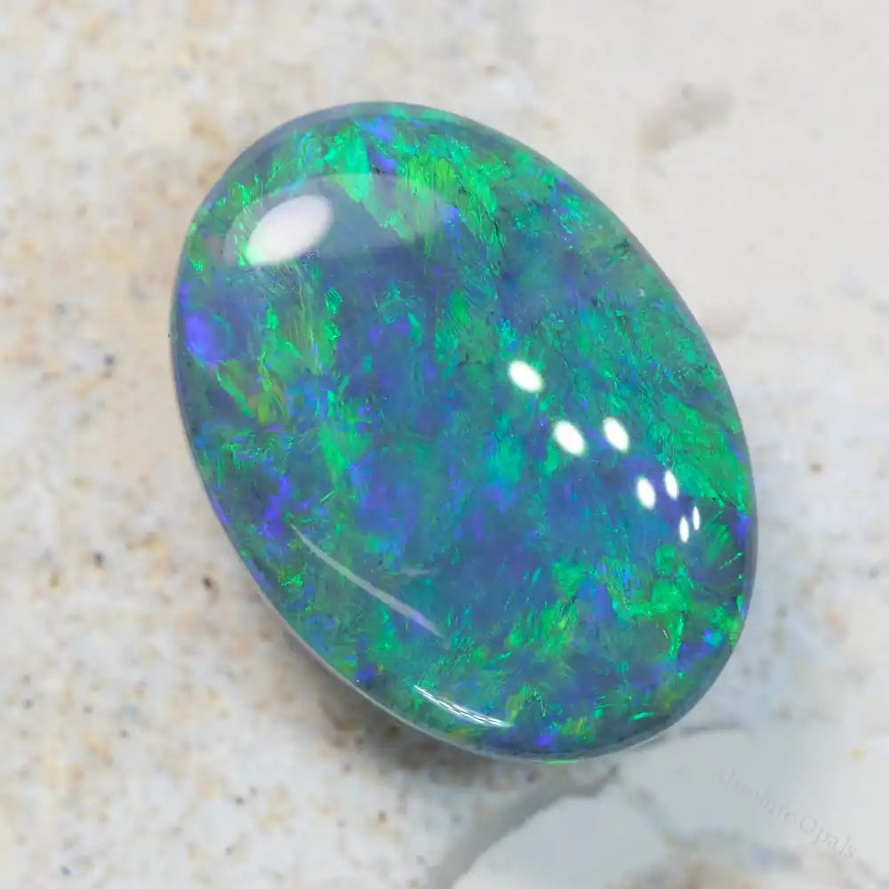 loose gemstone opal