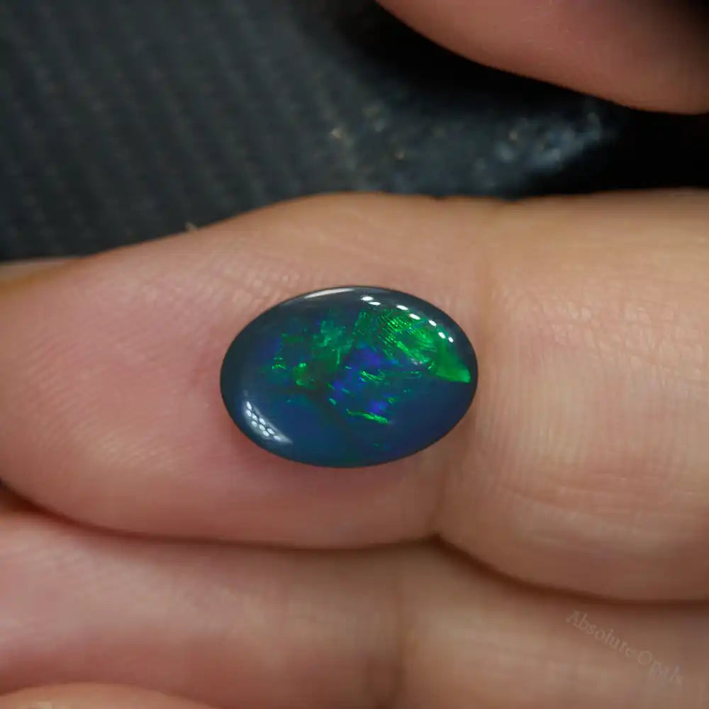 opal gemstone 