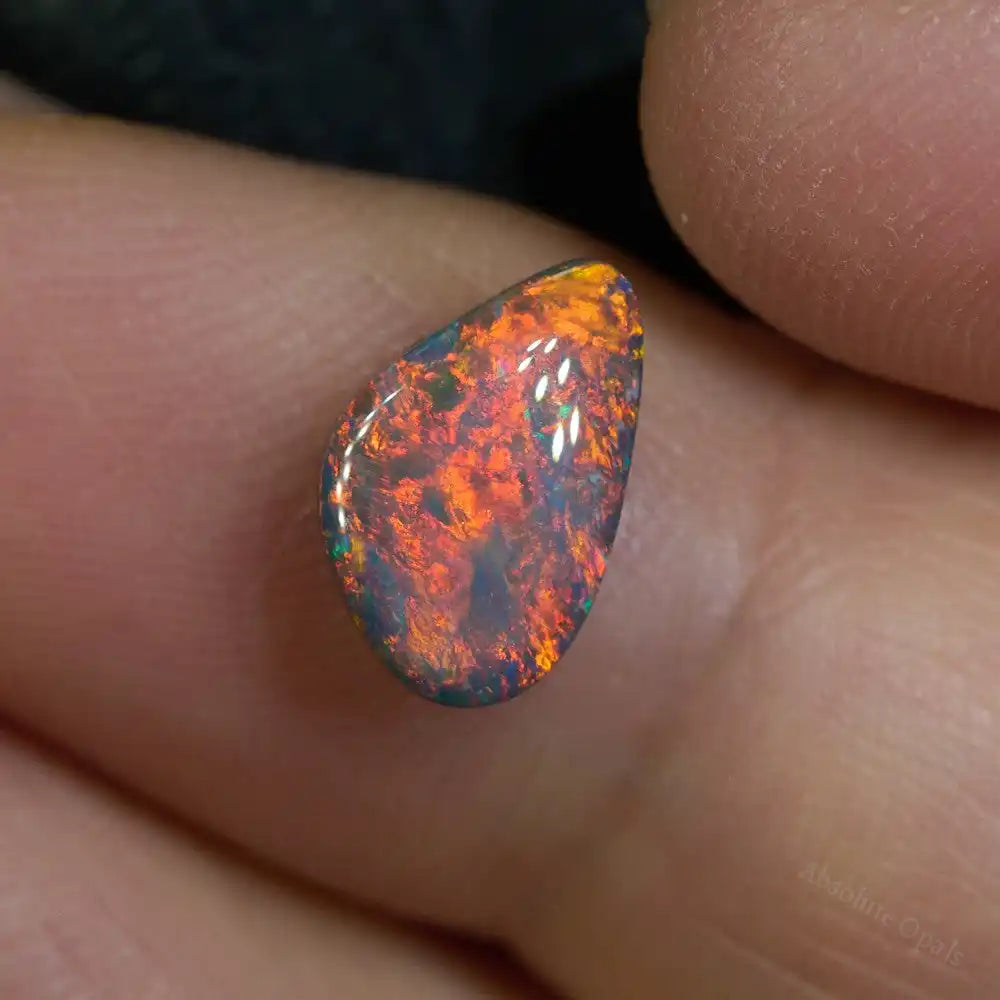 1.86 cts Black Opal Lightning Ridge Solid Cut Stone Black Opal