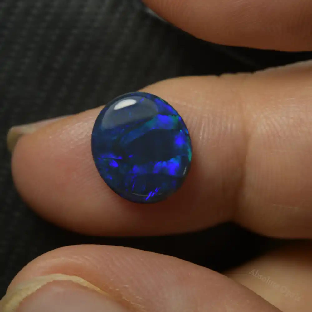 1.90 cts Black Opal Lightning Ridge Solid Stone Black Opal