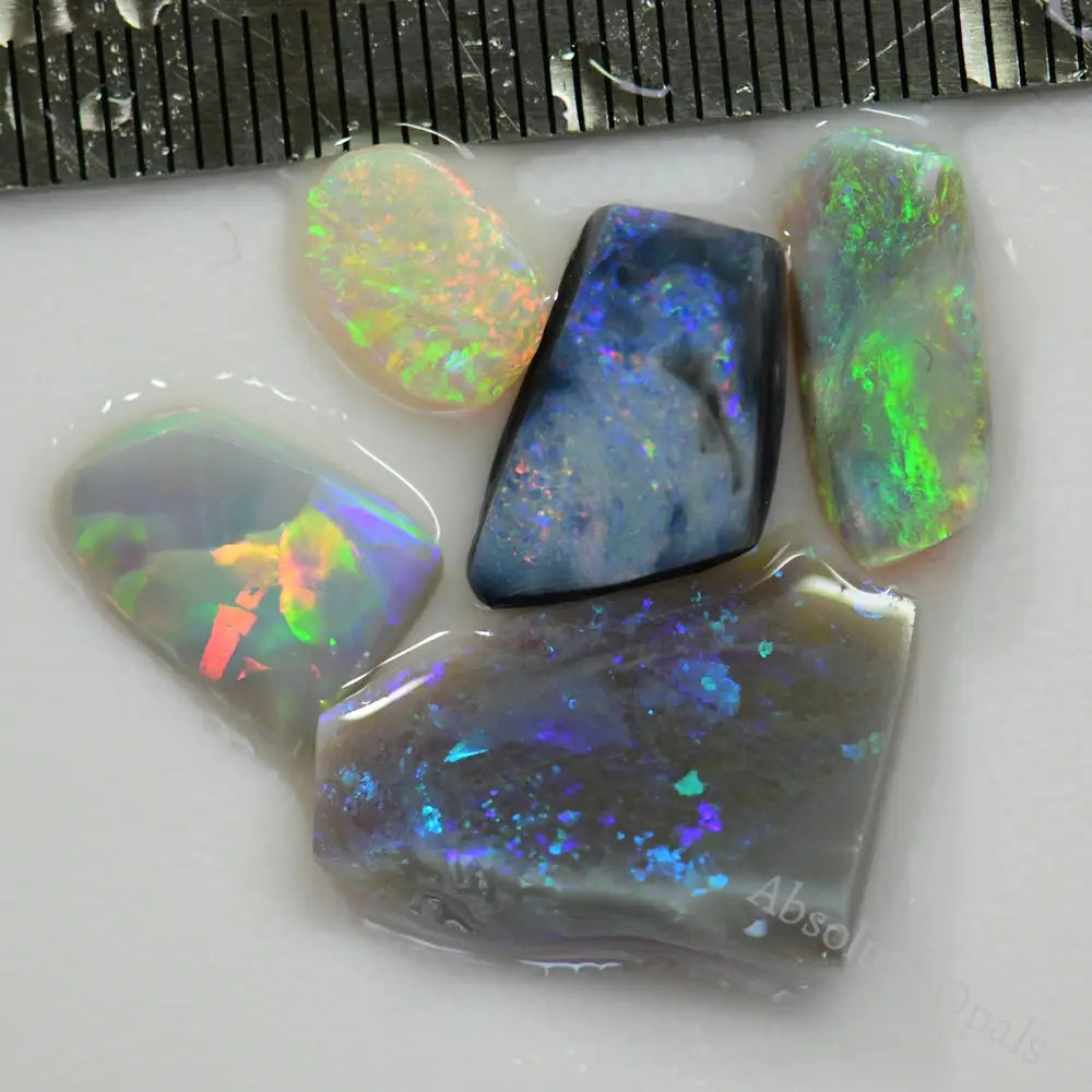 rough gemstone 