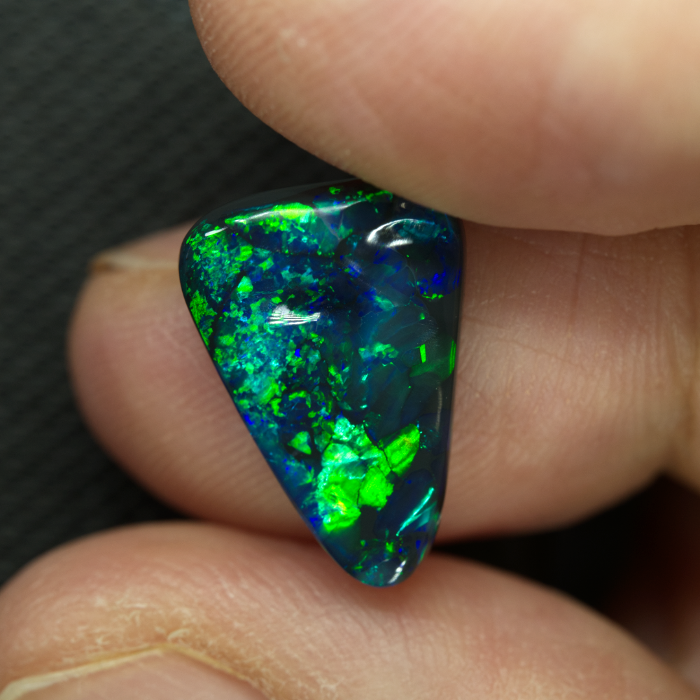 carving opal