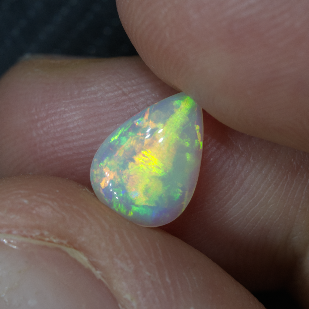 0.90 cts  South Australian Opal Solid Crystal Stone