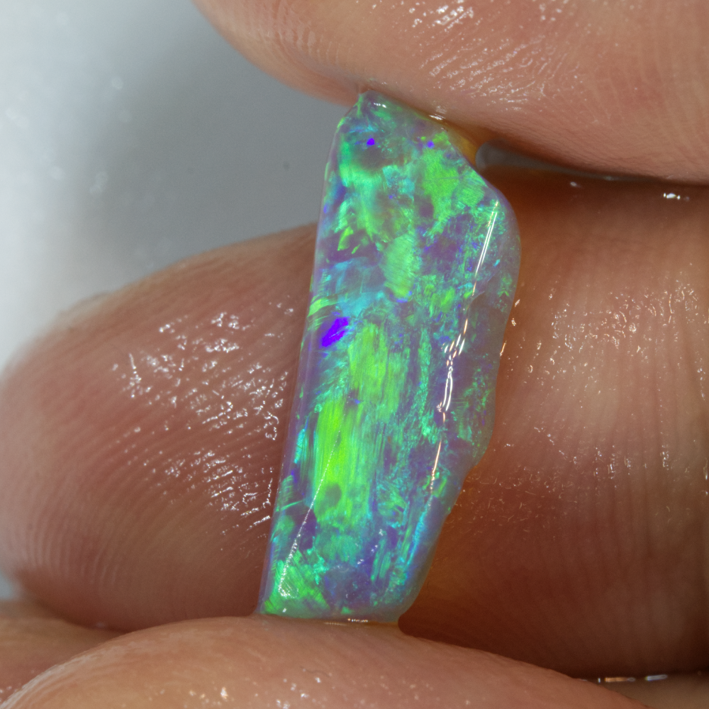 Light opal rub