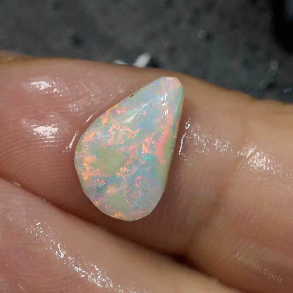 2.5 cts Rough Opal Rub Lightning Ridge Rough Opal