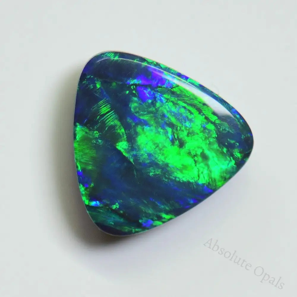 polshed opal