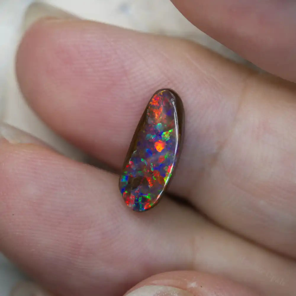 loose gemstone opal