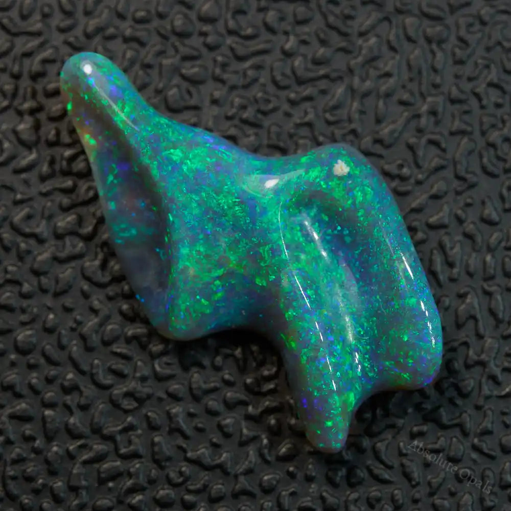 2.92 cts Black Opal Lightning Ridge Solid Carving Stone Black Opal