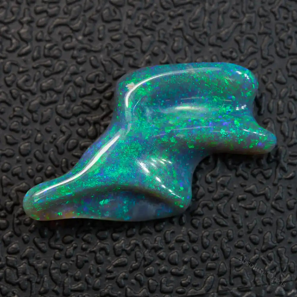2.92 cts Black Opal Lightning Ridge Solid Carving Stone Black Opal