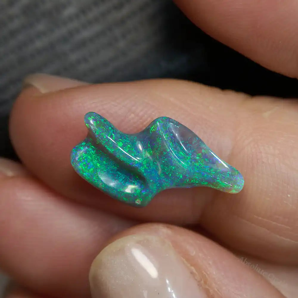 2.92 cts Black Opal Lightning Ridge Solid Carving Stone Black Opal