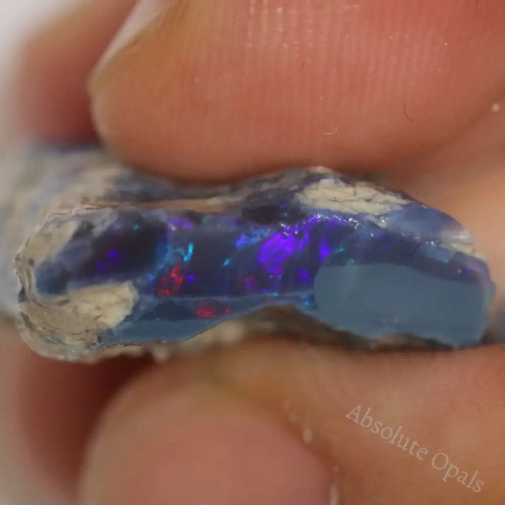 25.30 Cts Single Black Opal Rough For Carving 39.3X36.6X11.9Mm