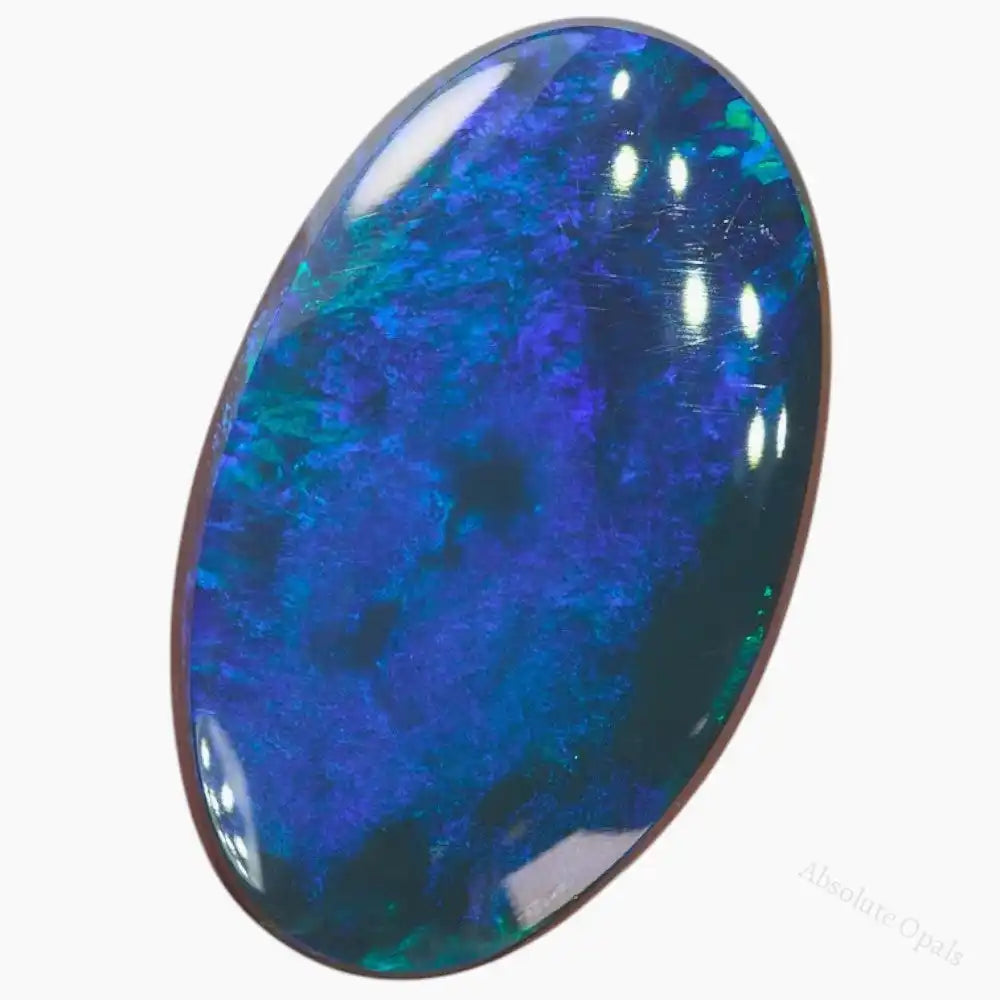 3.55 cts Black Opal Lightning Ridge, Electric Blue/Purple oval cut stone, dimensions 15.1mm x 9.3mm x 4.0mm.
