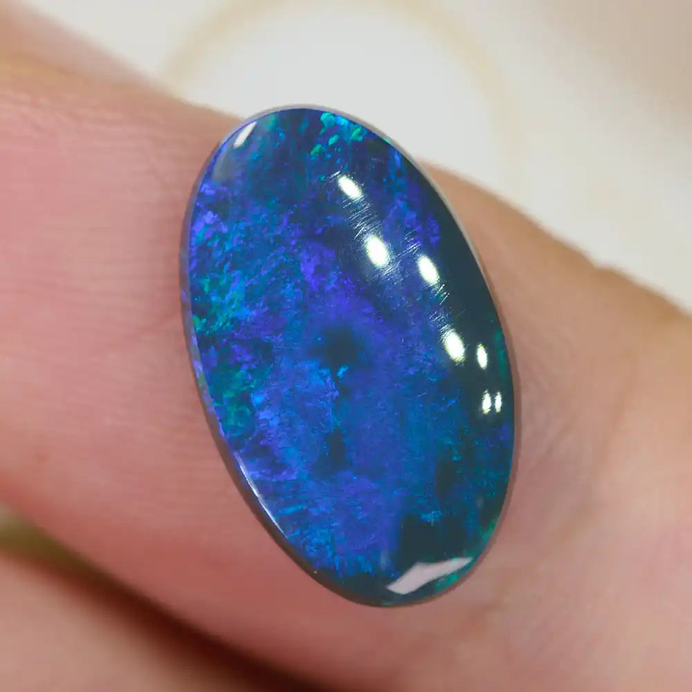 3.55 cts Black Opal Lightning Ridge Solid Cut Stone Black Opal