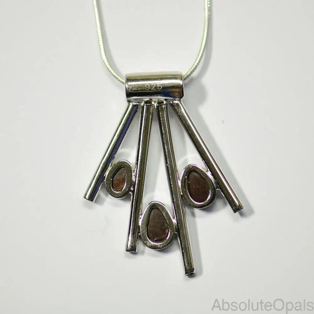 3.56 G Australian Doublet Opal With Silver Pendant: L 33.5 Mm Jewellery