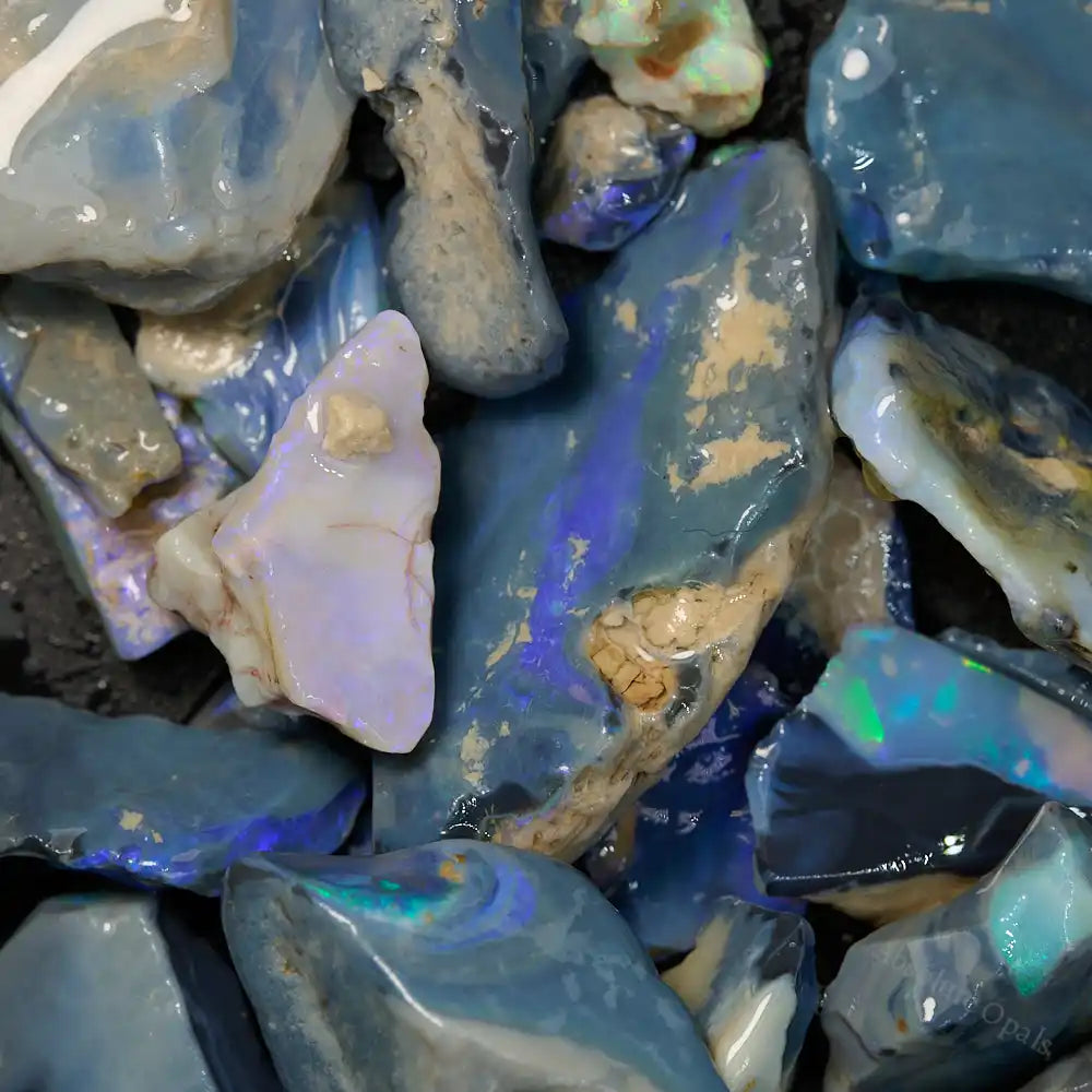 308 cts Rough Opal Parcel Lightning Ridge Potch and Colour Rough Opal