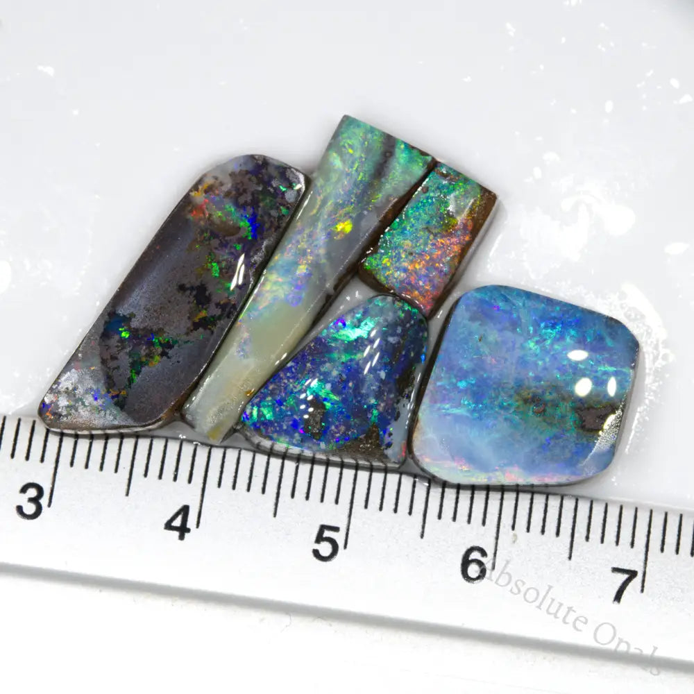 Opal rubs parcel