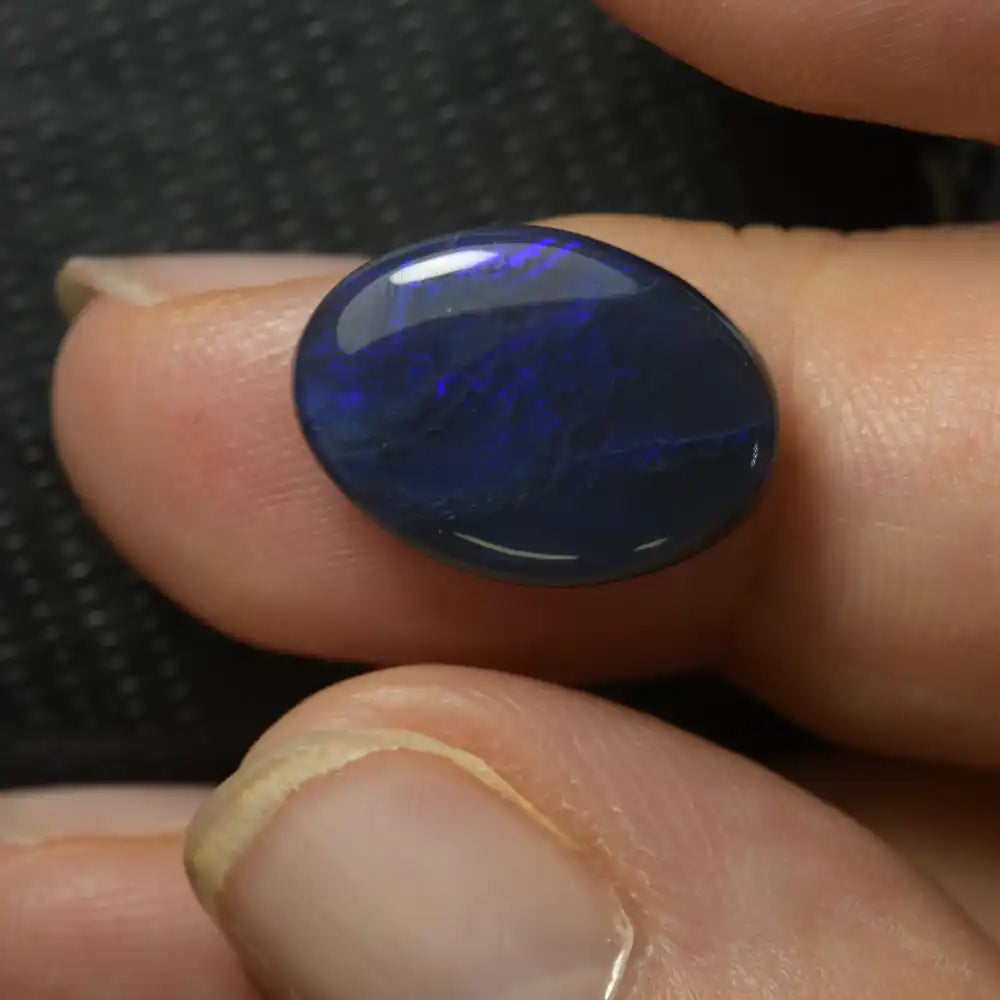 6.53 cts Black Opal Lightning Ridge Solid Stone Black Opal