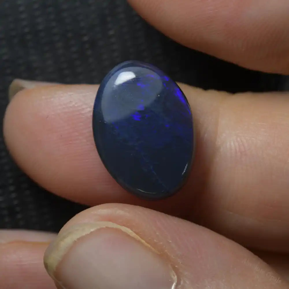 6.53 cts Black Opal Lightning Ridge Solid Stone Black Opal