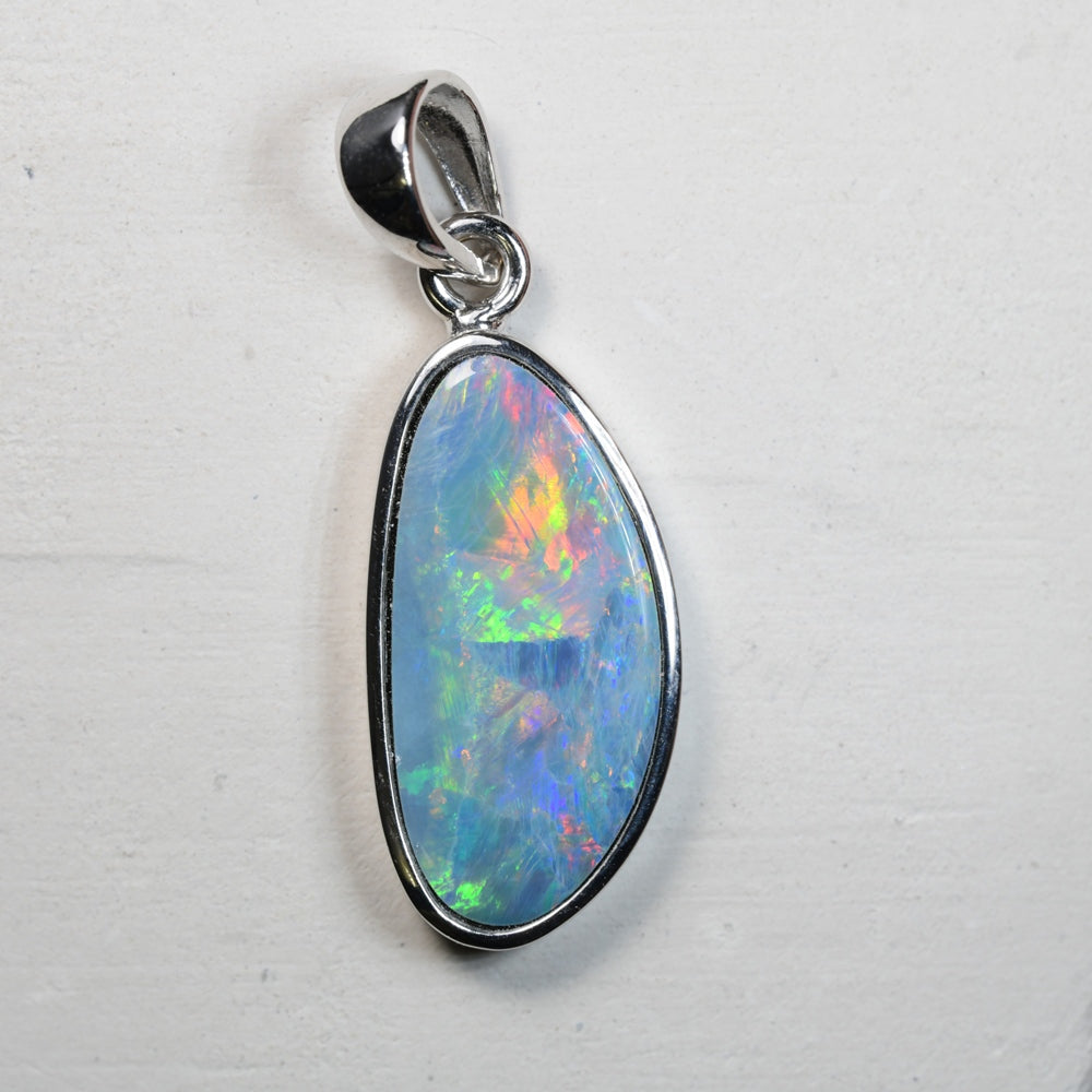 Australian Opal Doublet Pendant 14K GOLD 1.42g  L24.9 mm