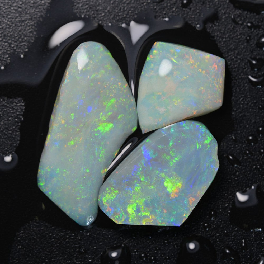 8.24 cts Rough Opal Parcel Rubs Lightning Ridge
