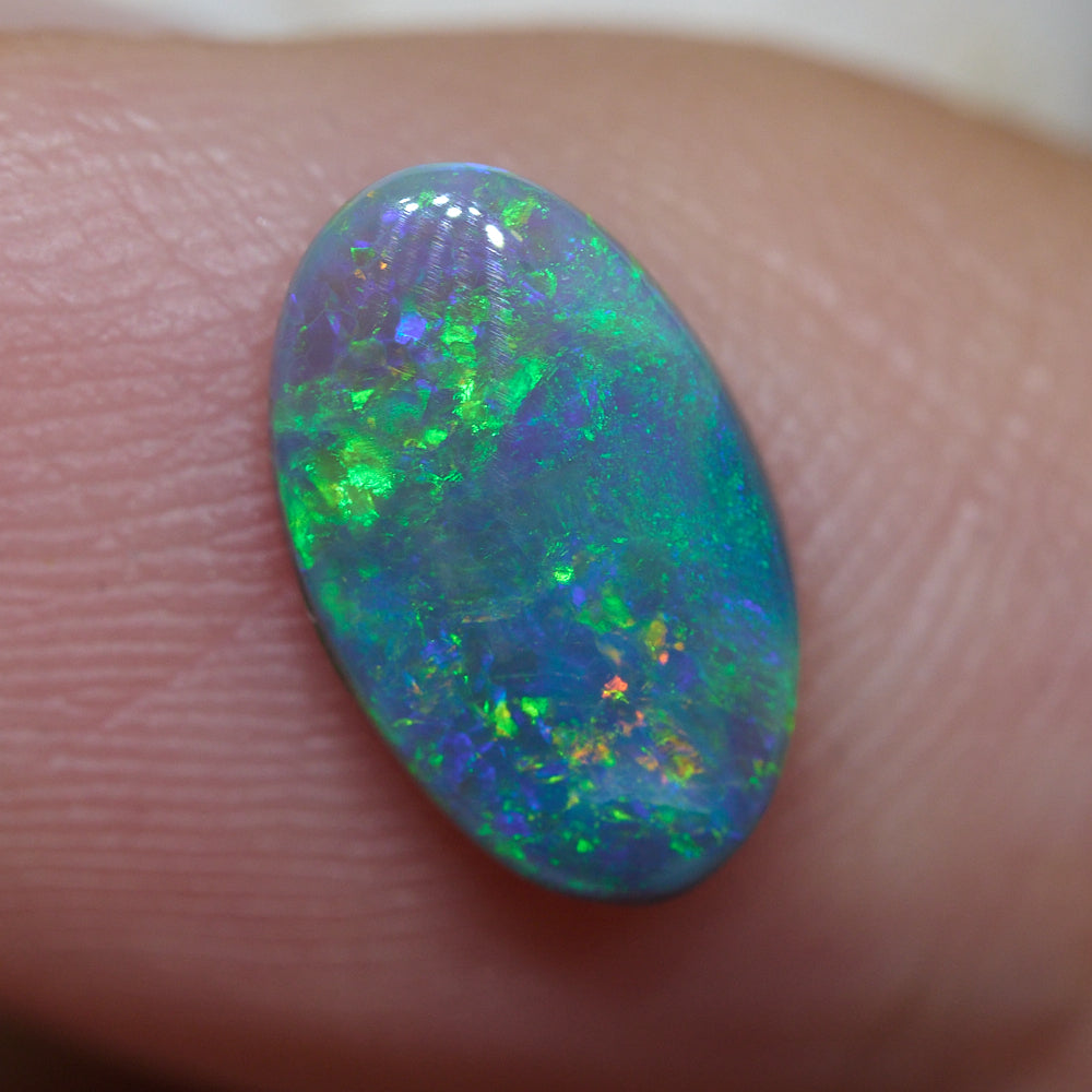 1.01 cts Dark Opal Lightning Ridge Solid Cut Stone