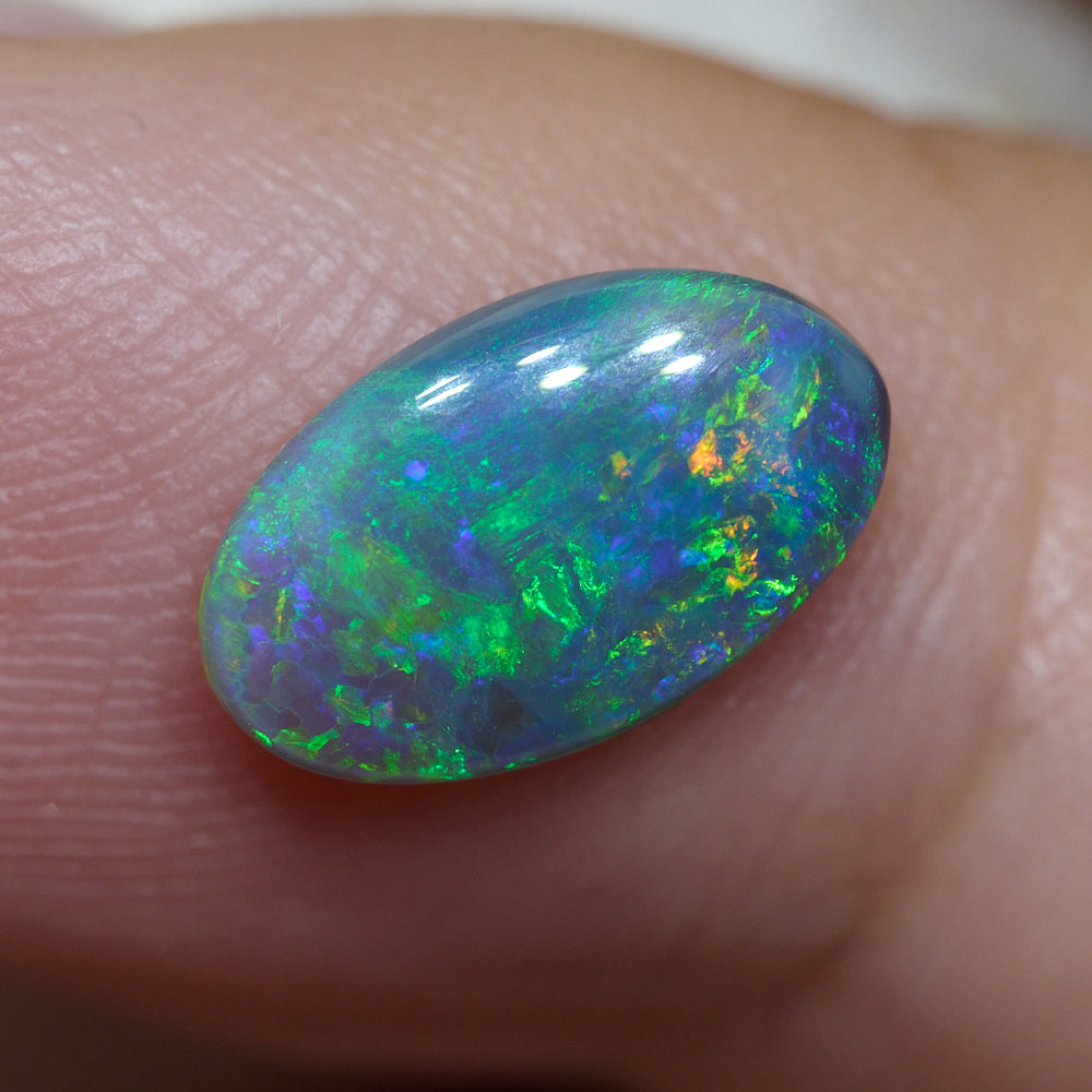 1.01 cts Dark Opal Lightning Ridge Solid Cut Stone