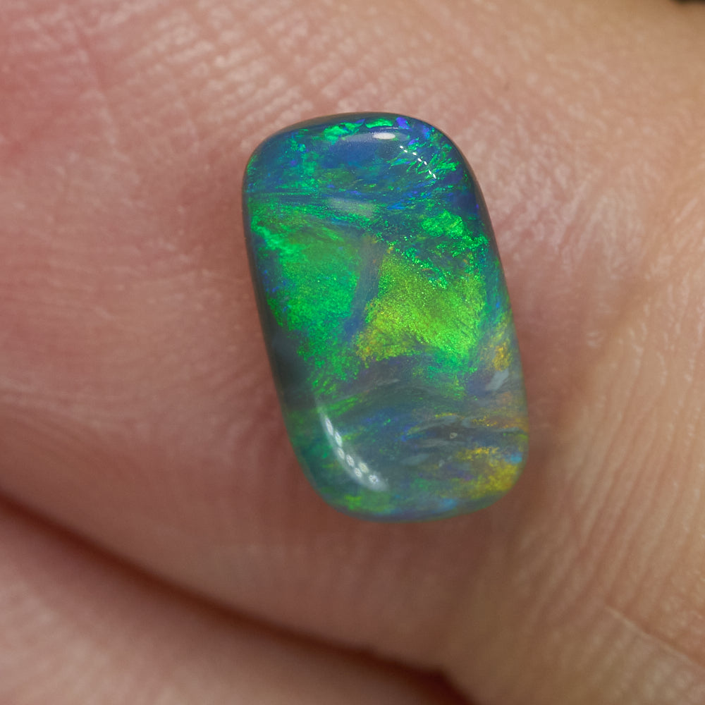 1.10 cts Dark Opal Lightning Ridge Solid Stone