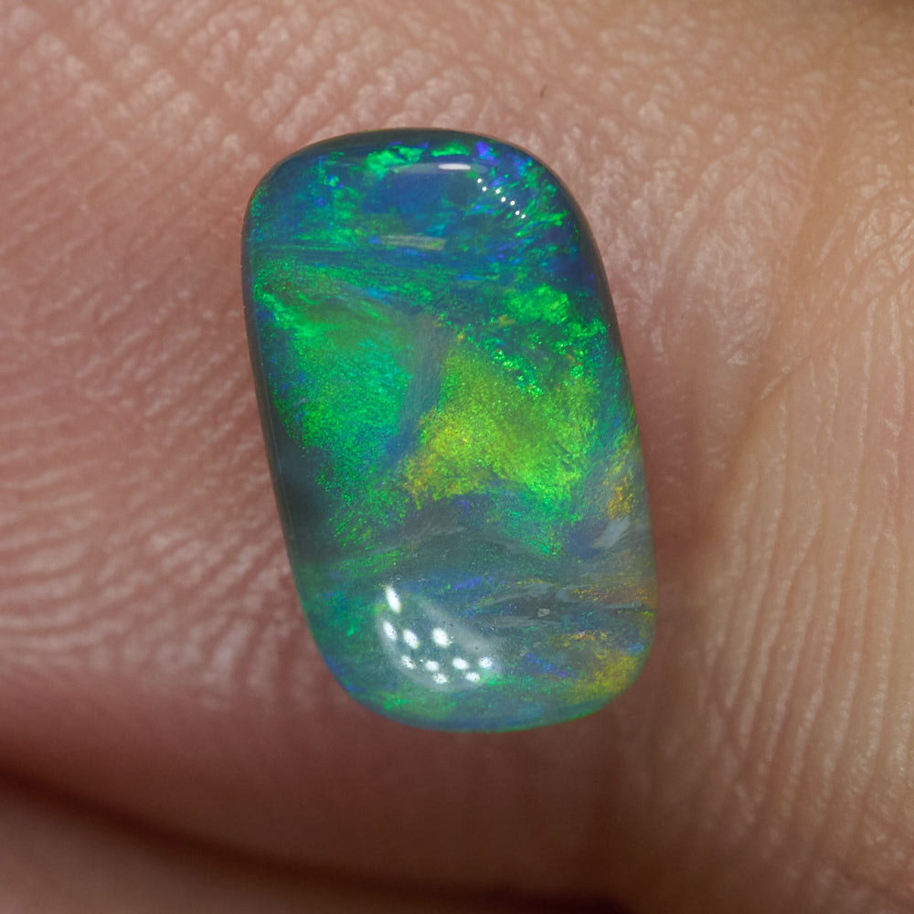 1.10 cts Dark Opal Lightning Ridge Solid Stone