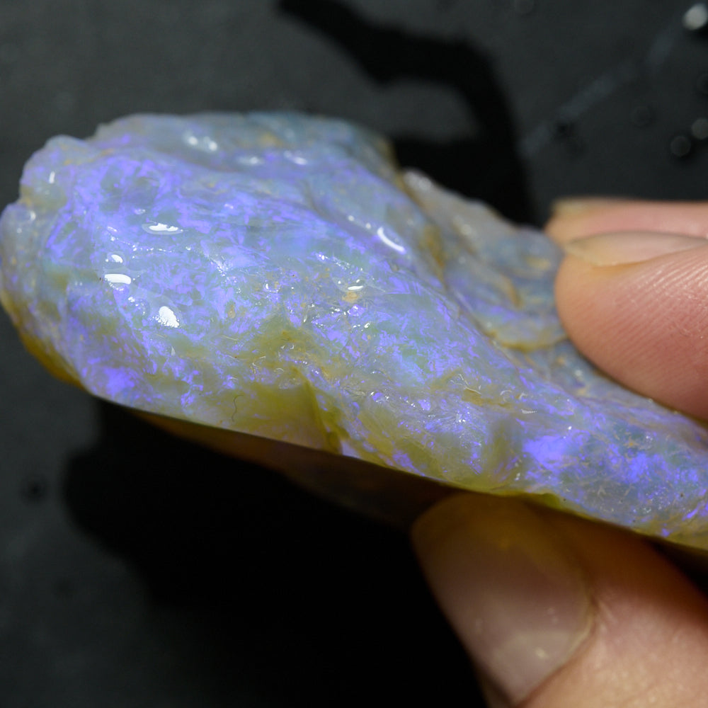 227 cts  Rough Opal Lightning Ridge -Nobby