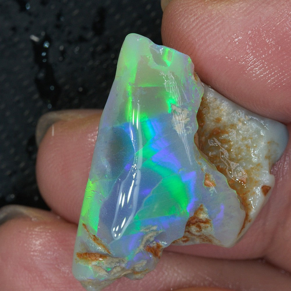 18 cts Rough Opal Lightning Ridge Rub