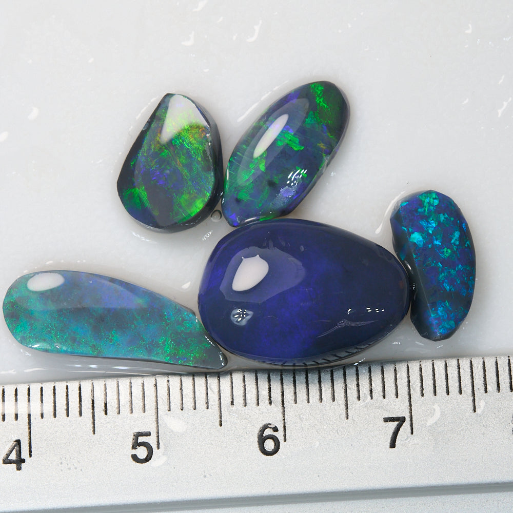 17.25 cts Rough Black Opal Parcel Lightning Ridge Rubs