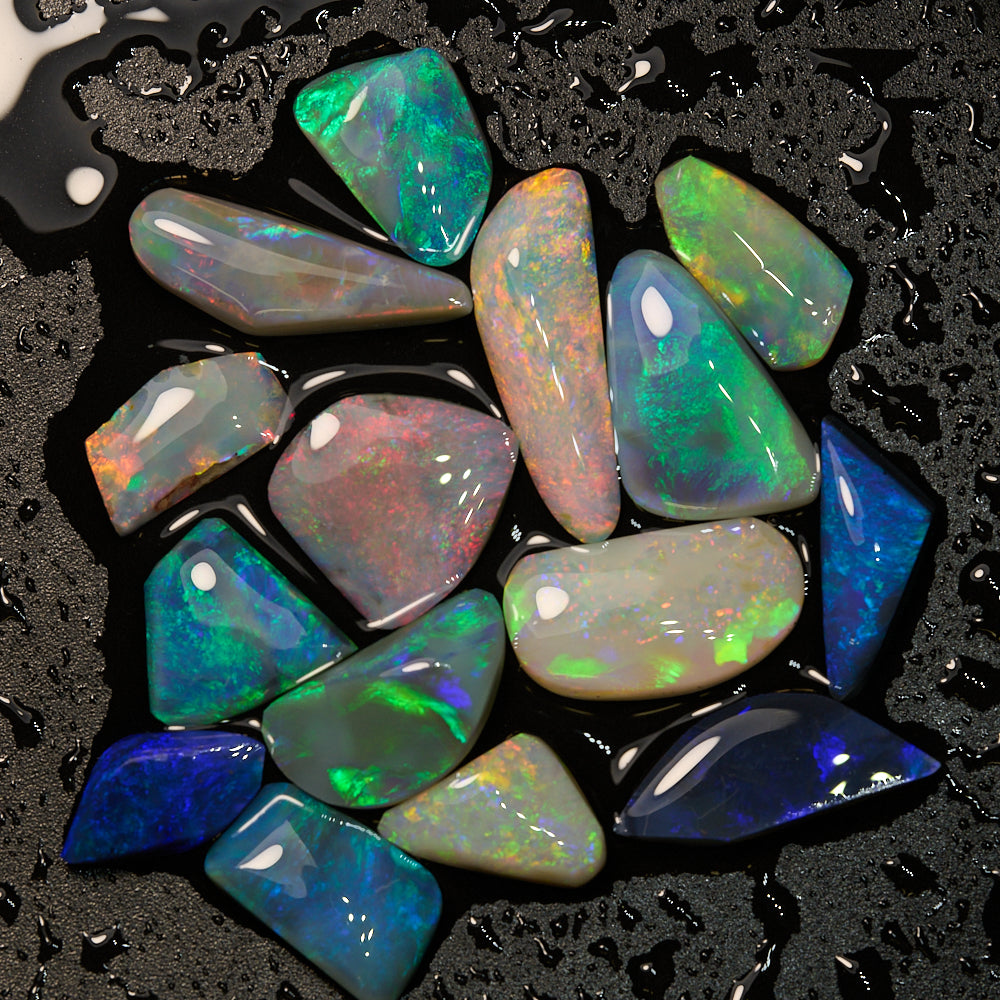 49.8 cts Rough Opal Parcel Lightning Ridge Rubs