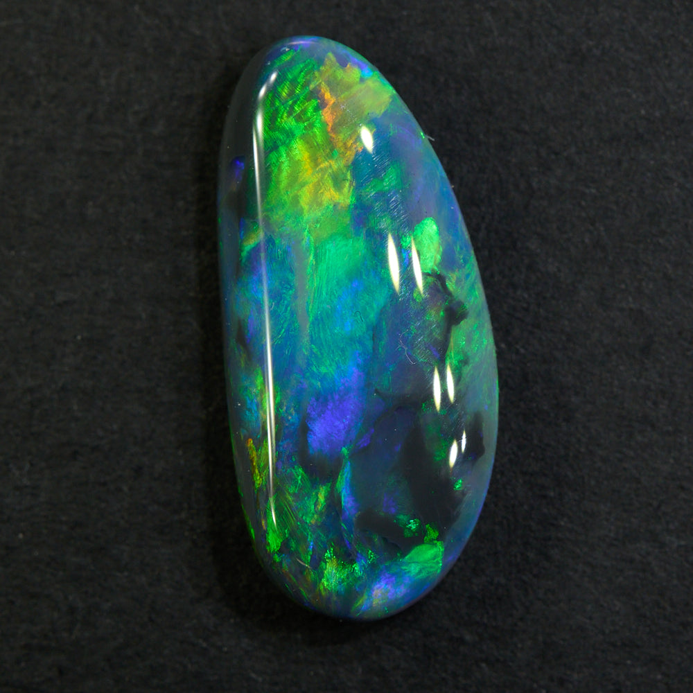 1.89 cts Black Opal Lightning Ridge Solid Cut Stone