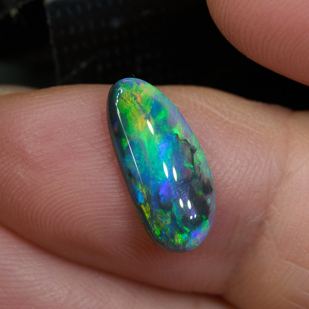 1.89 cts Black Opal Lightning Ridge Solid Cut Stone