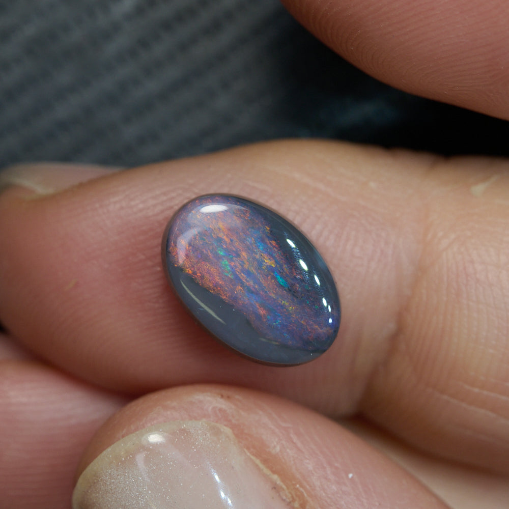 2.87 cts Black Opal Lightning Ridge Solid Cut Stone