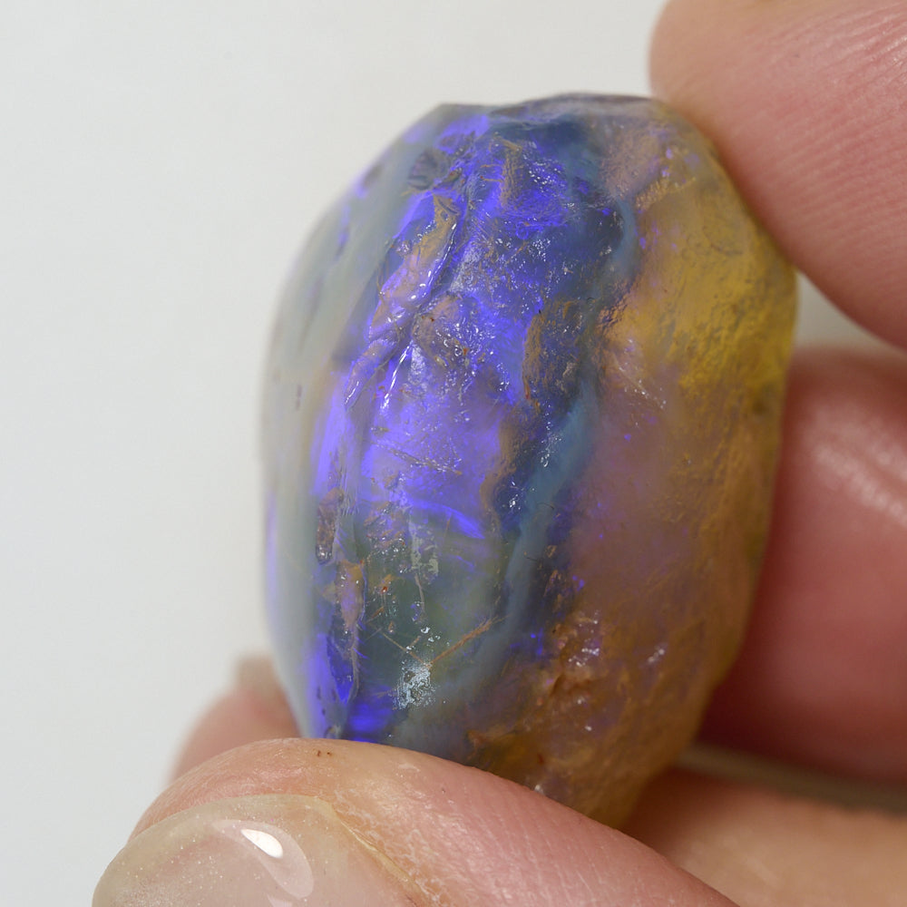 57 cts  Rough Opal Lightning Ridge -Nobby