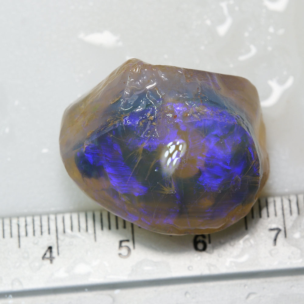 57 cts  Rough Opal Lightning Ridge -Nobby