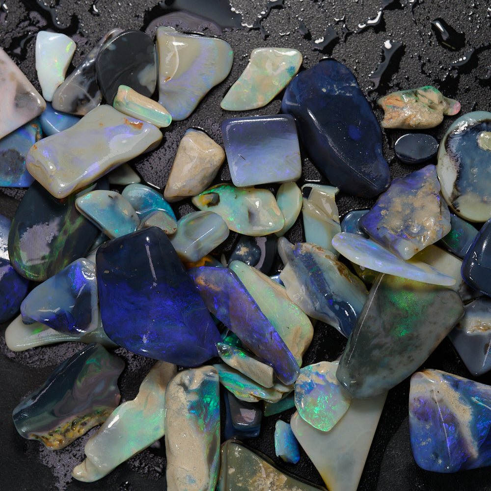 301 cts Rough Opal Parcel Lightning Ridge - Offcuts