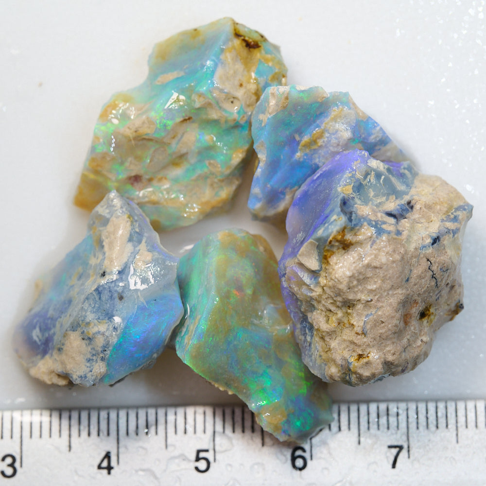 80 cts Rough Opal Parcel  Lightning Ridge -Mine Run