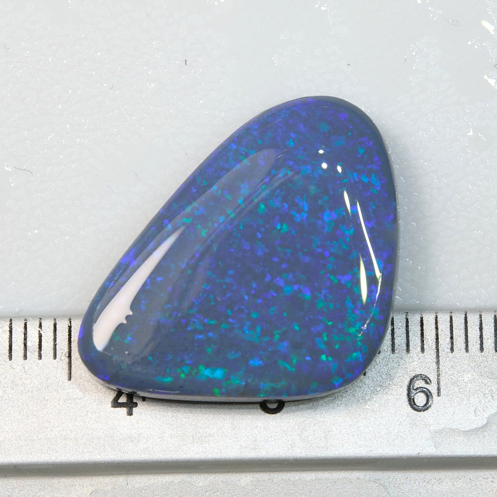 14.79 cts Black Rough Opal Lightning Ridge Rub