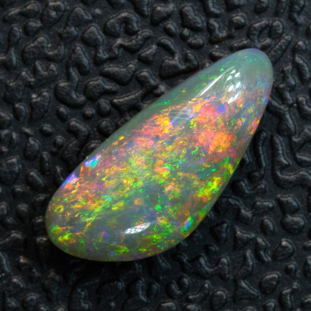 1.00 cts Dark Opal Lightning Ridge Solid Stone