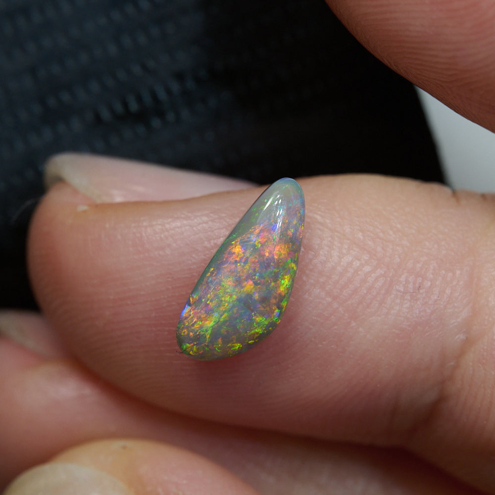 1.00 cts Dark Opal Lightning Ridge Solid Stone