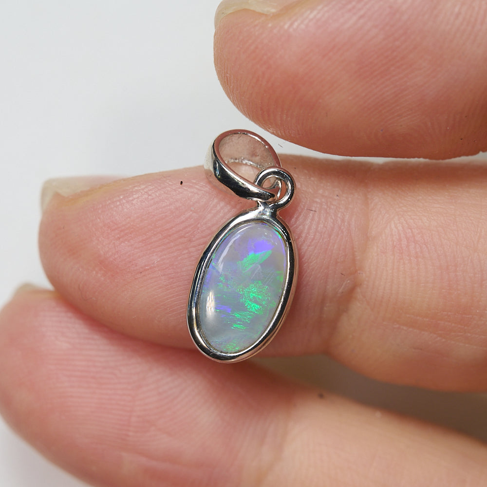 0.78 g Lightning Ridge Solid Opal Pendant Silver L 21.2 mm