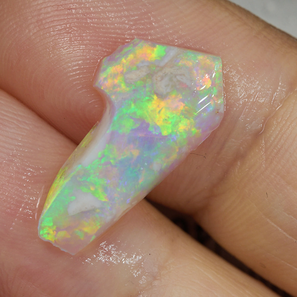 3.33 cts Rough Opal Lightning Ridge