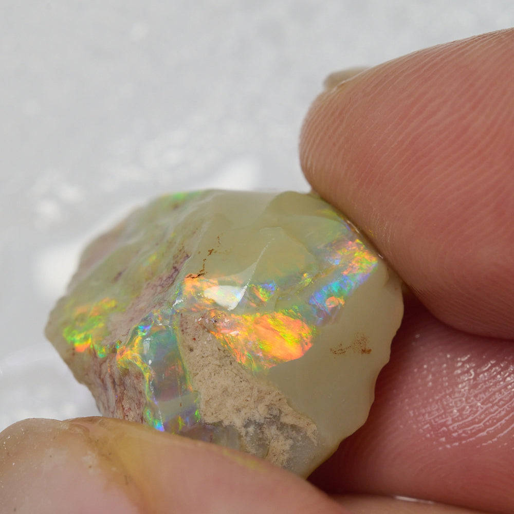 23 cts Rough Opal Lightning Ridge