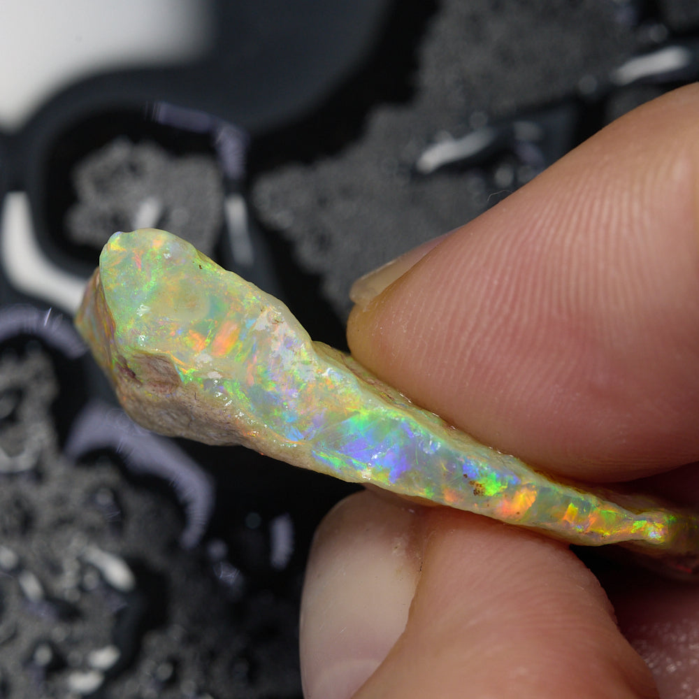 uncut opal