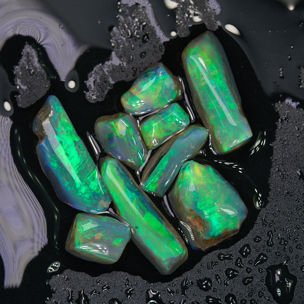 31.7 cts Rough Opal Parcel Lightning Ridge Rubs