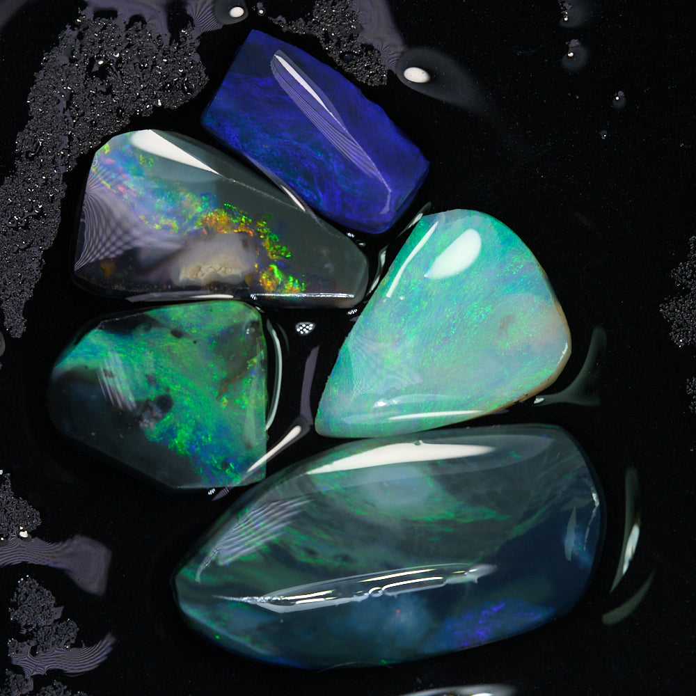 20.25 cts Rough Opal Parcel Lightning Ridge Rubs
