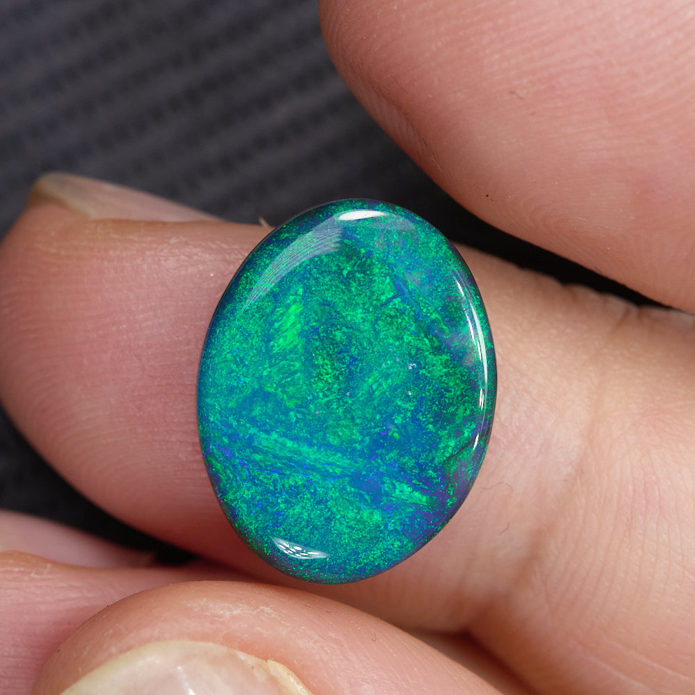 5.20 cts Black Opal cut, not set (Lightning Ridge)